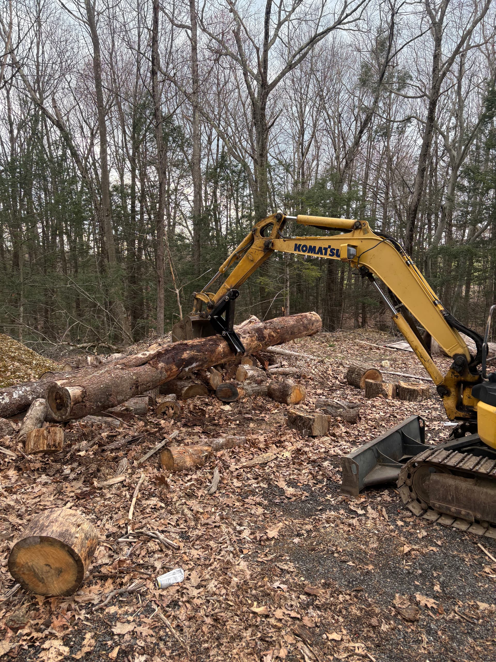 Gallery photos for Mechanical Thumb Install on a Komatsu PC30 Mini Excavator: Image #1